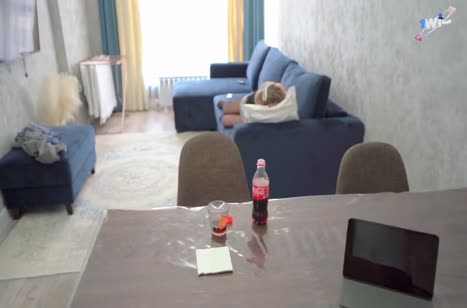Робкая блондинка пришла в гости и не ломалась долго #2