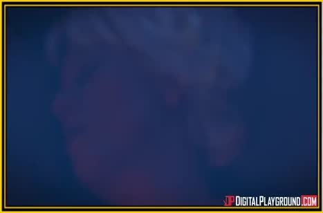 Развратная коллега жестко трахается с боссом