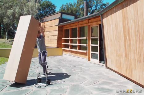 Татуированная мамка хочет жаркого порева